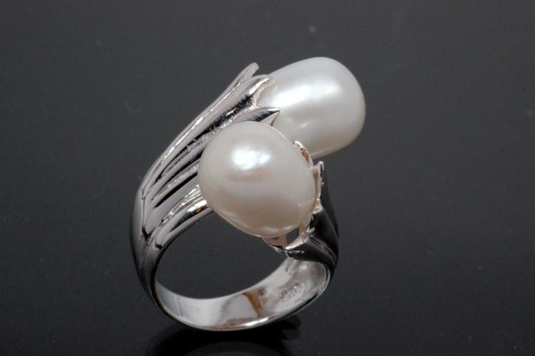 Ring, Lilly Flower Design 925/- Silver with 2x Freshwaterpearl (FWP)