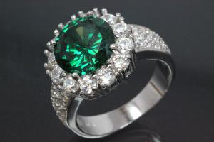 aLEm Ring with small white and big emerald green Zirconia 925/- Silver rhodium plated