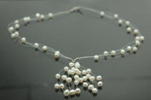 aLEm white Freshwater Pearl Necklace Summer Flair 925/- Silver rhodium plated with spring ring,