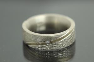 aLEm Ring,Autumn Dream mit gesamt 0,036 ct Brillant, 925/- Silber mit 585/- Gelbgoldstreifen