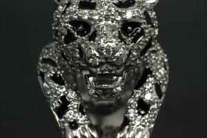 aLEm Ring Wild Roaring Cheetah 925/- Silver rhodium plated, with white Cubic Zirconia