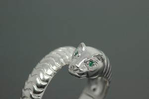 aLEm Ring Sneaking Tiger 925/- Silver rhodium plated, with white/emerald green Cubic Zirconia