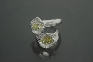 aLEm Ring Glitzernde Blätter - Glittering Leafs 925/- Silber rhodiniert mit weißen/peridotfarbenen Zirkonia